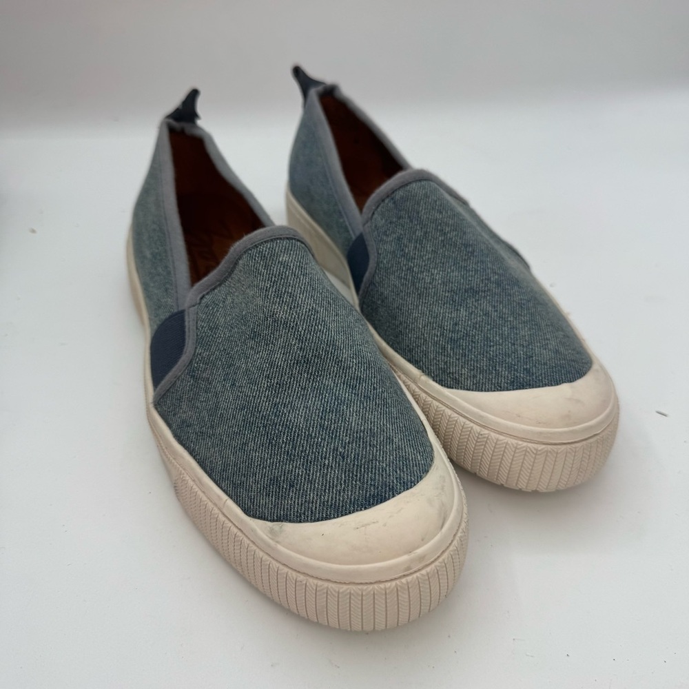 Zodiac Ciara Denim Chambray Slip-On Sneakers Blue Size 10M Pre-Owned Casual Shoe